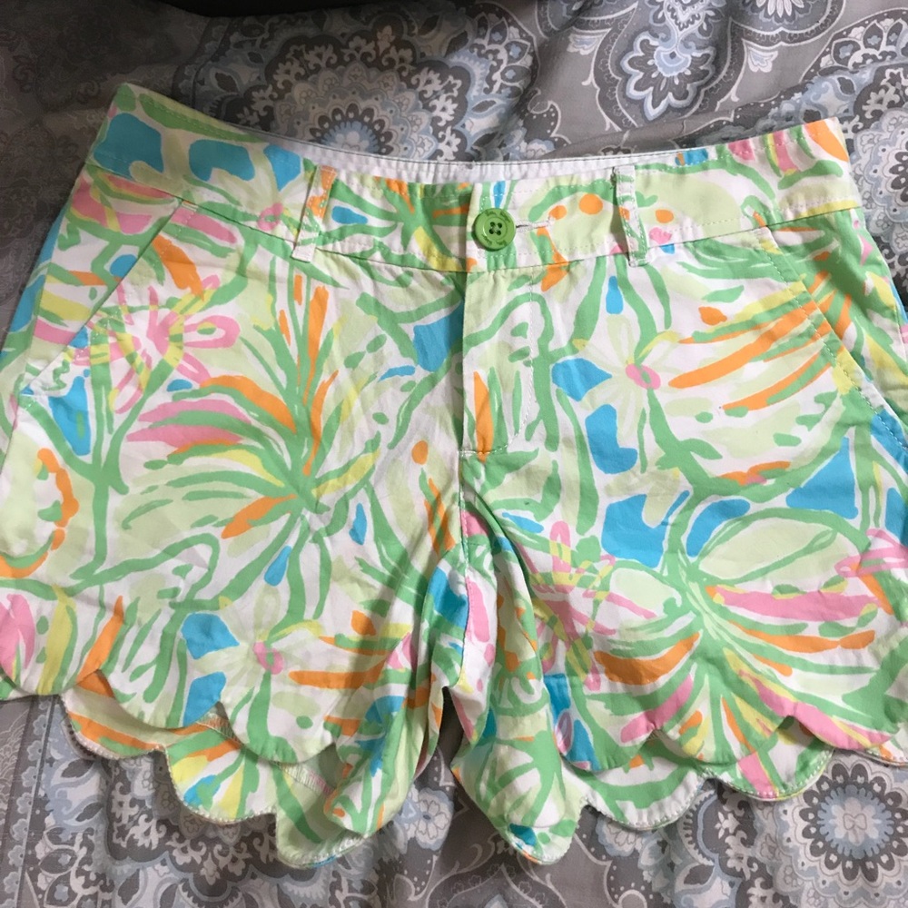 Lilly Pulitzer Elephant Ears buttercup shorts Sz 0